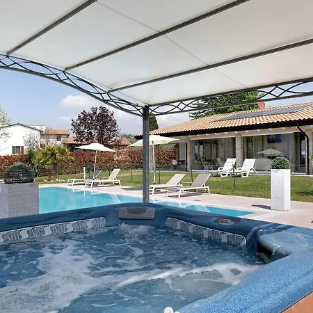 Golden Hill Villa *