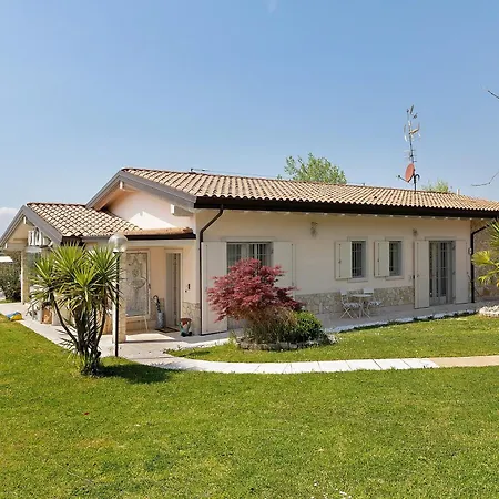 Golden Hill Villa
