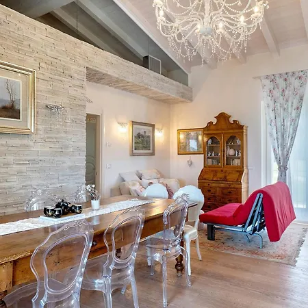 Golden Hill Villa Bardolino