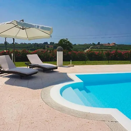 בית חווה Claudia