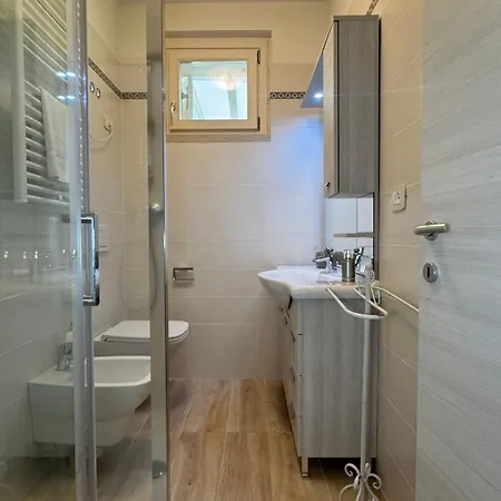 Claudia ברדולינו