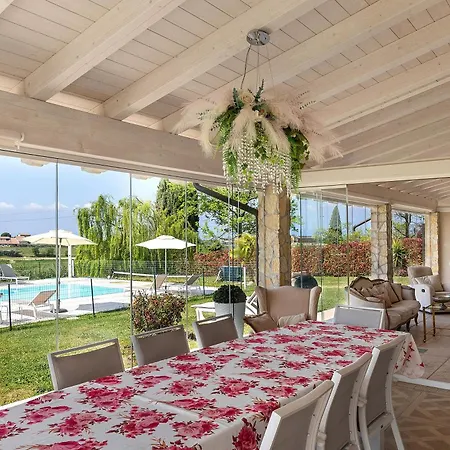 Golden Hill Bardolino