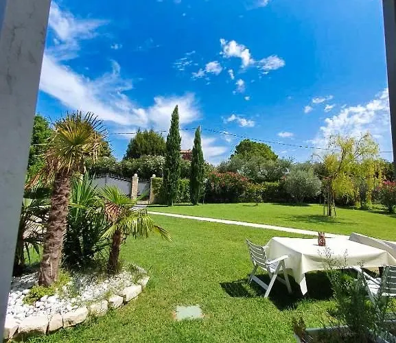 Alojamento de Turismo Rural Claudia *